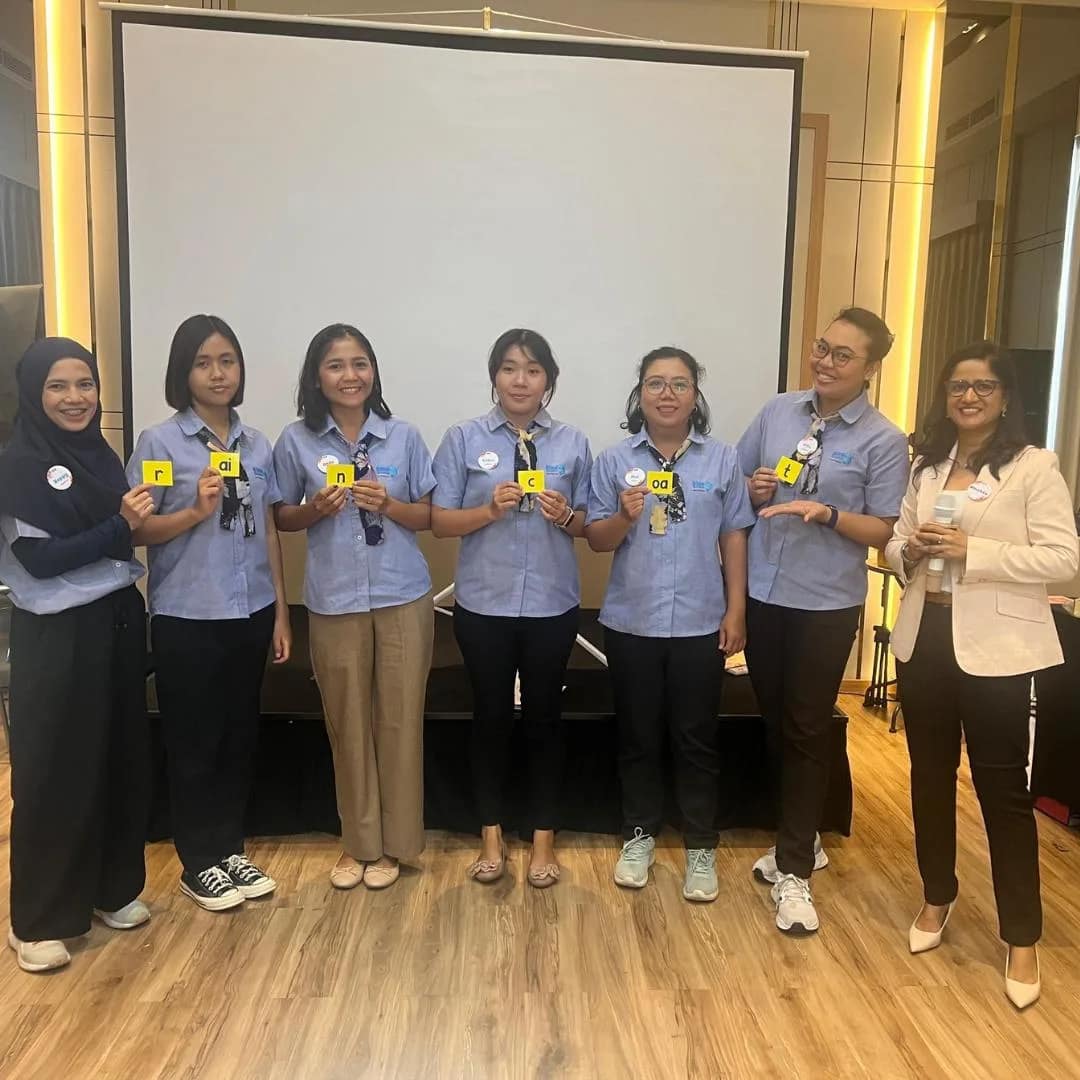 Phonics Essentials Indonesia School Training 18